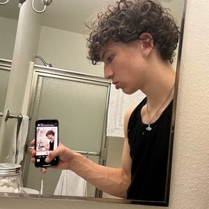 Meet your Posher, Jory